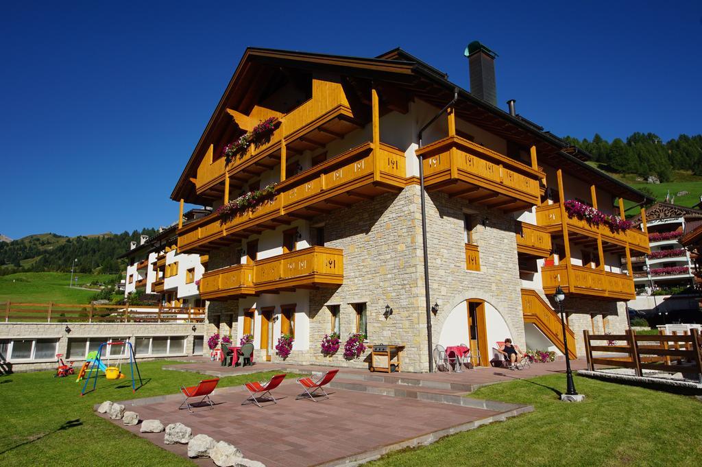 Residence Baita Antlia Арабба Екстер'єр фото